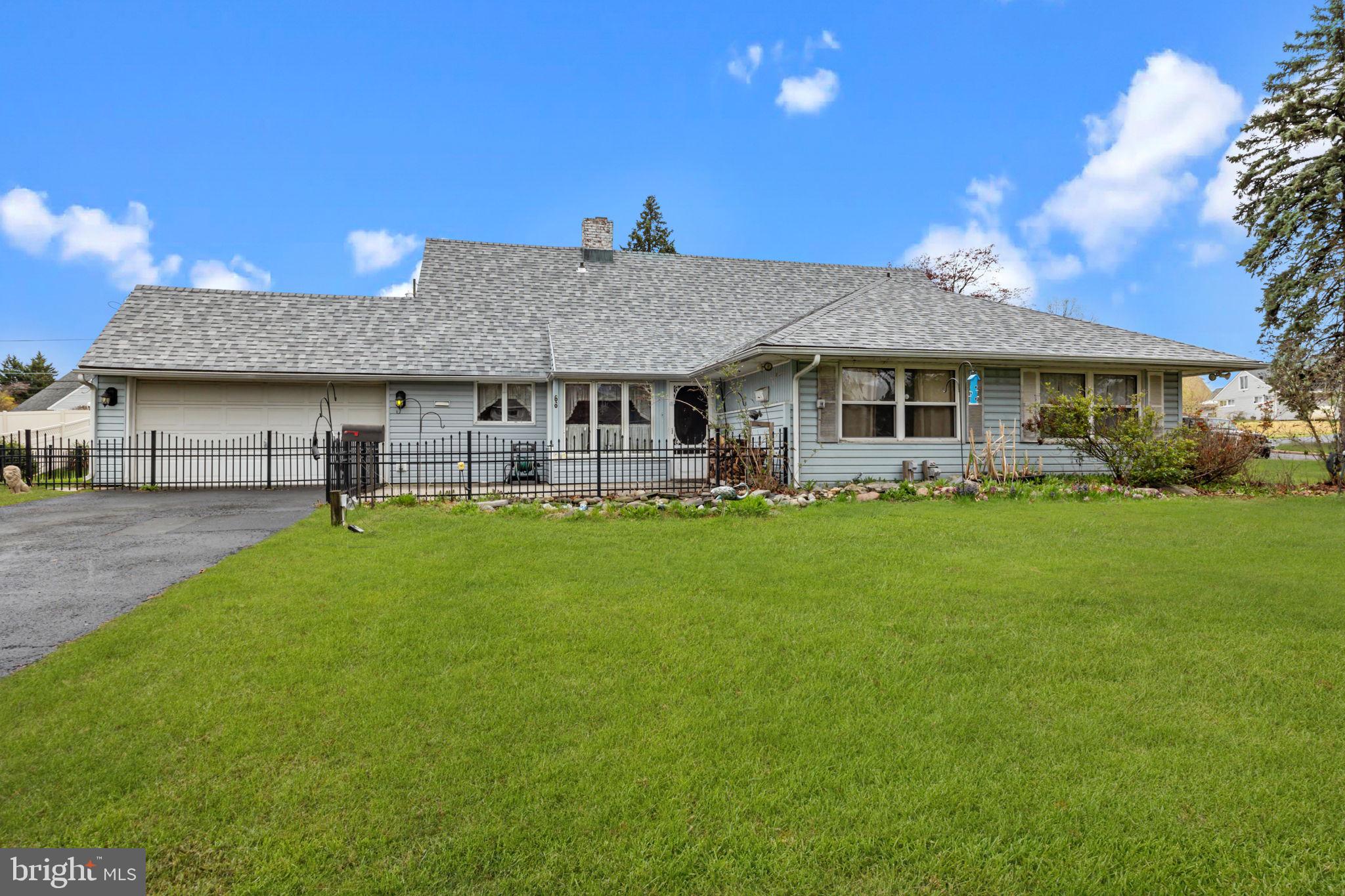 SNOWBALL GATE - Residential