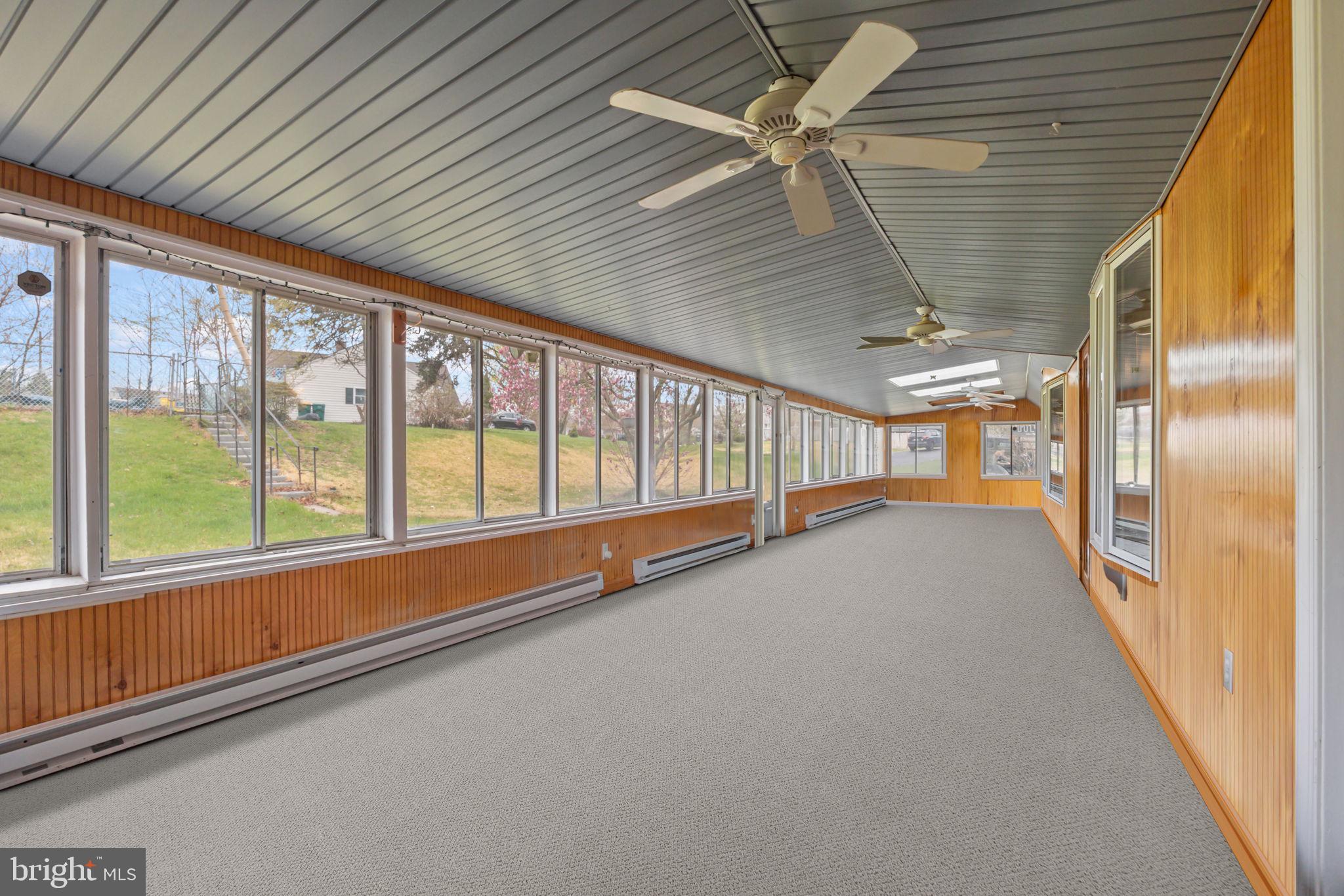 SNOWBALL GATE - Residential