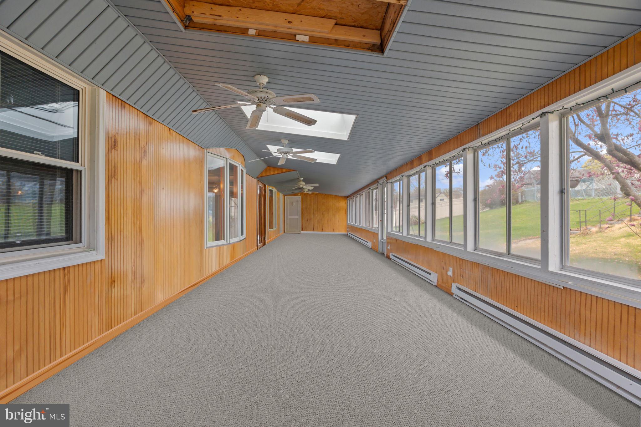 SNOWBALL GATE - Residential