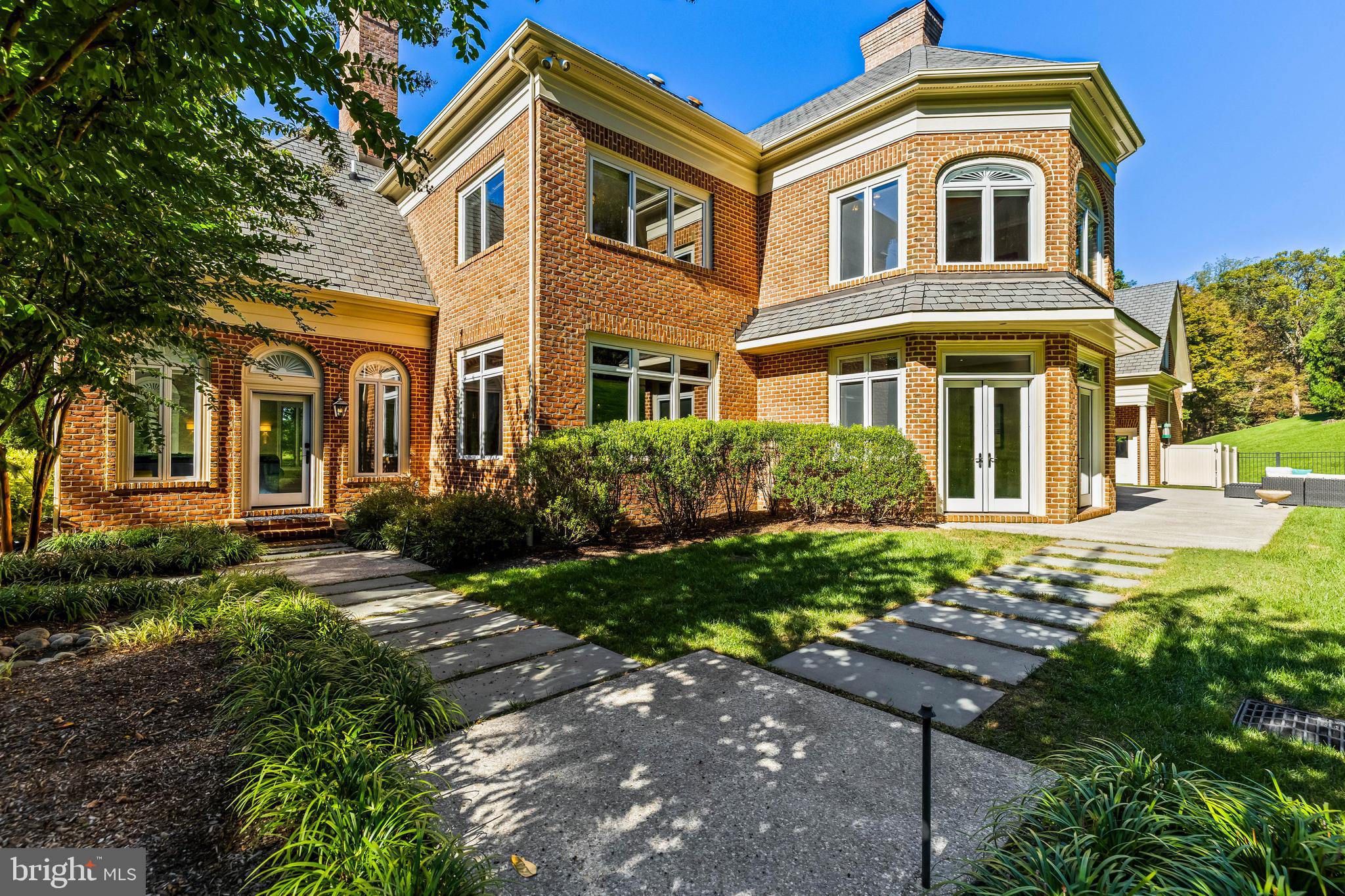 RUXTON - Residential