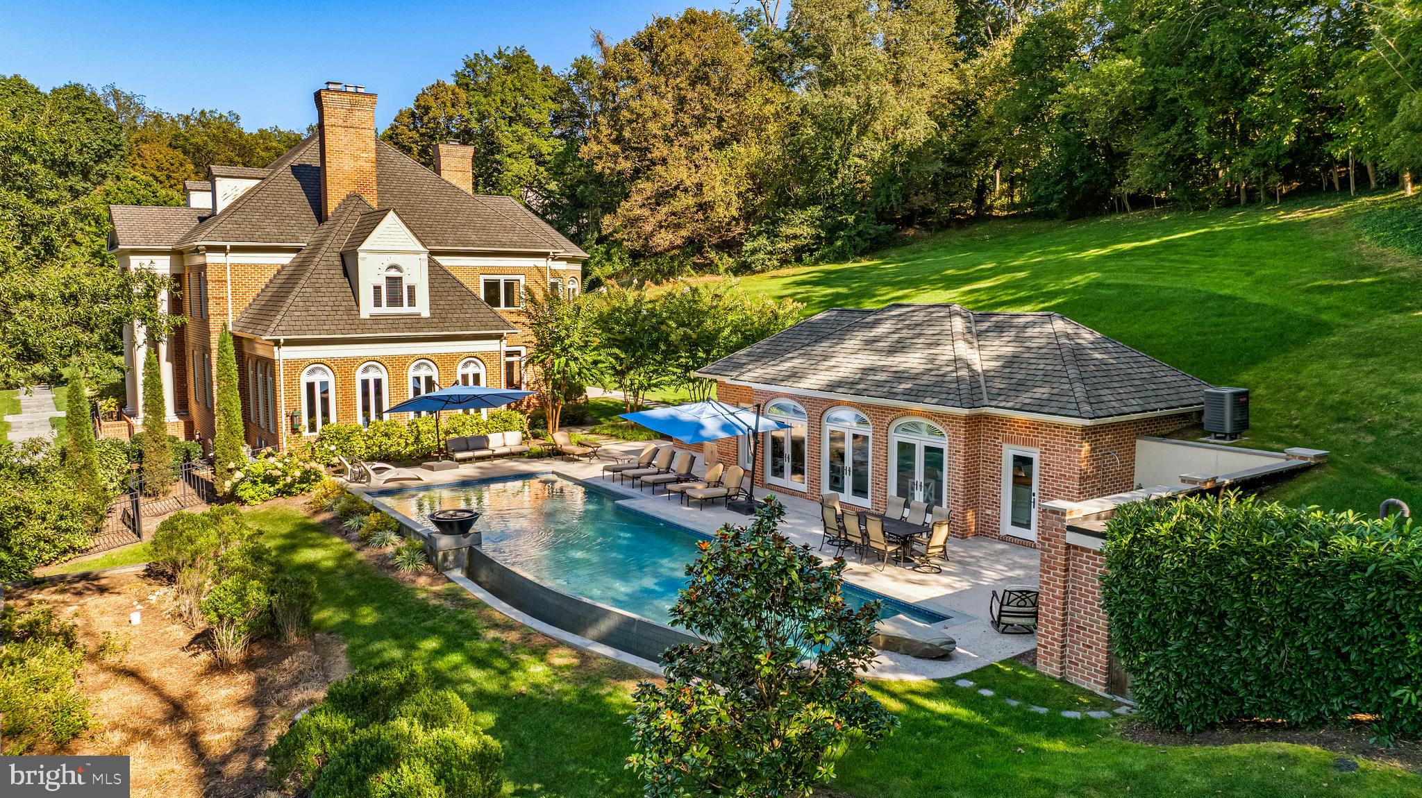 RUXTON - Residential