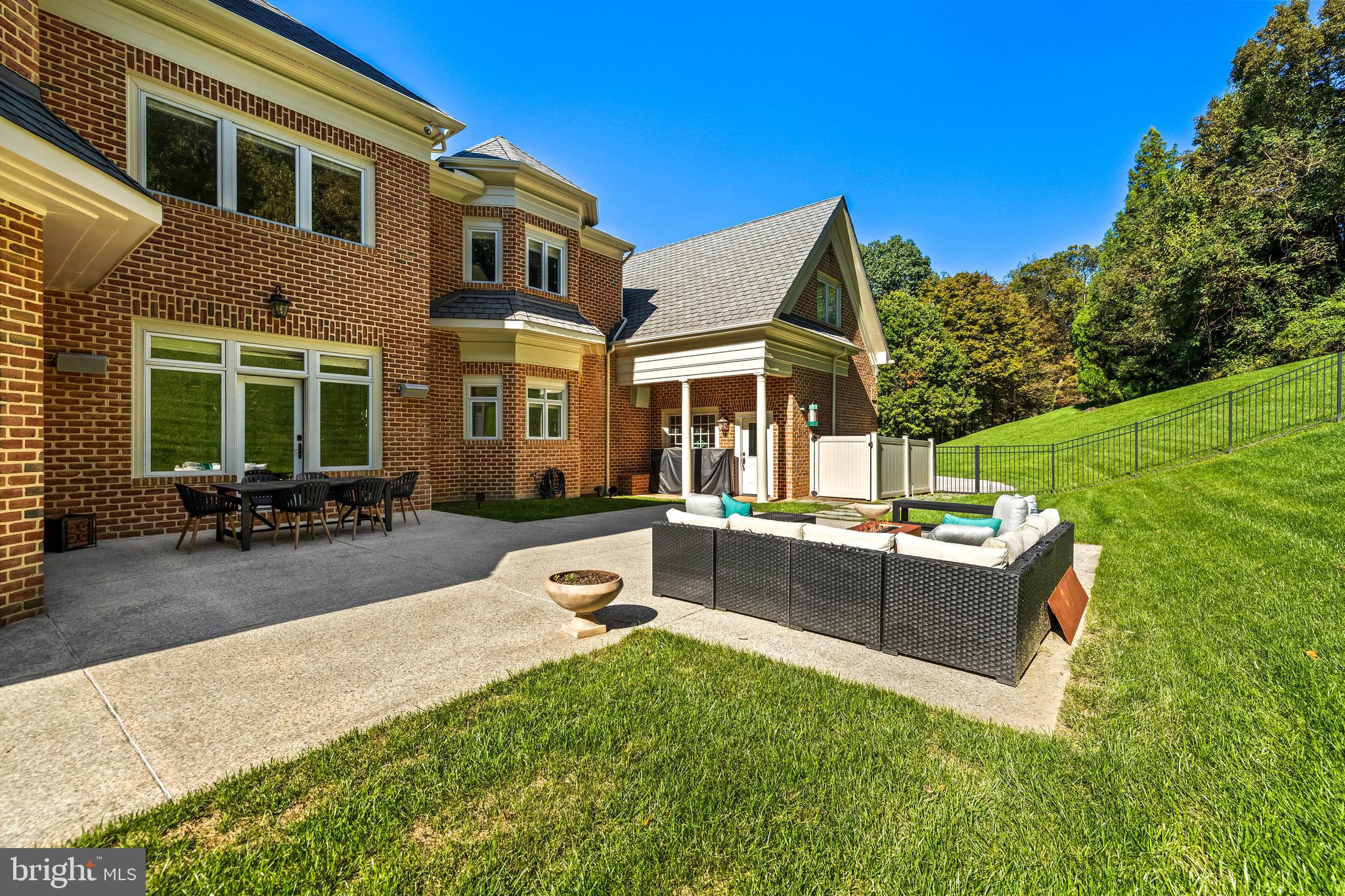 RUXTON - Residential