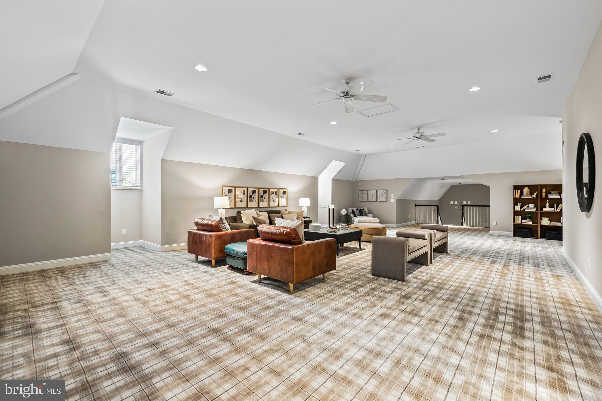 RUXTON - Residential
