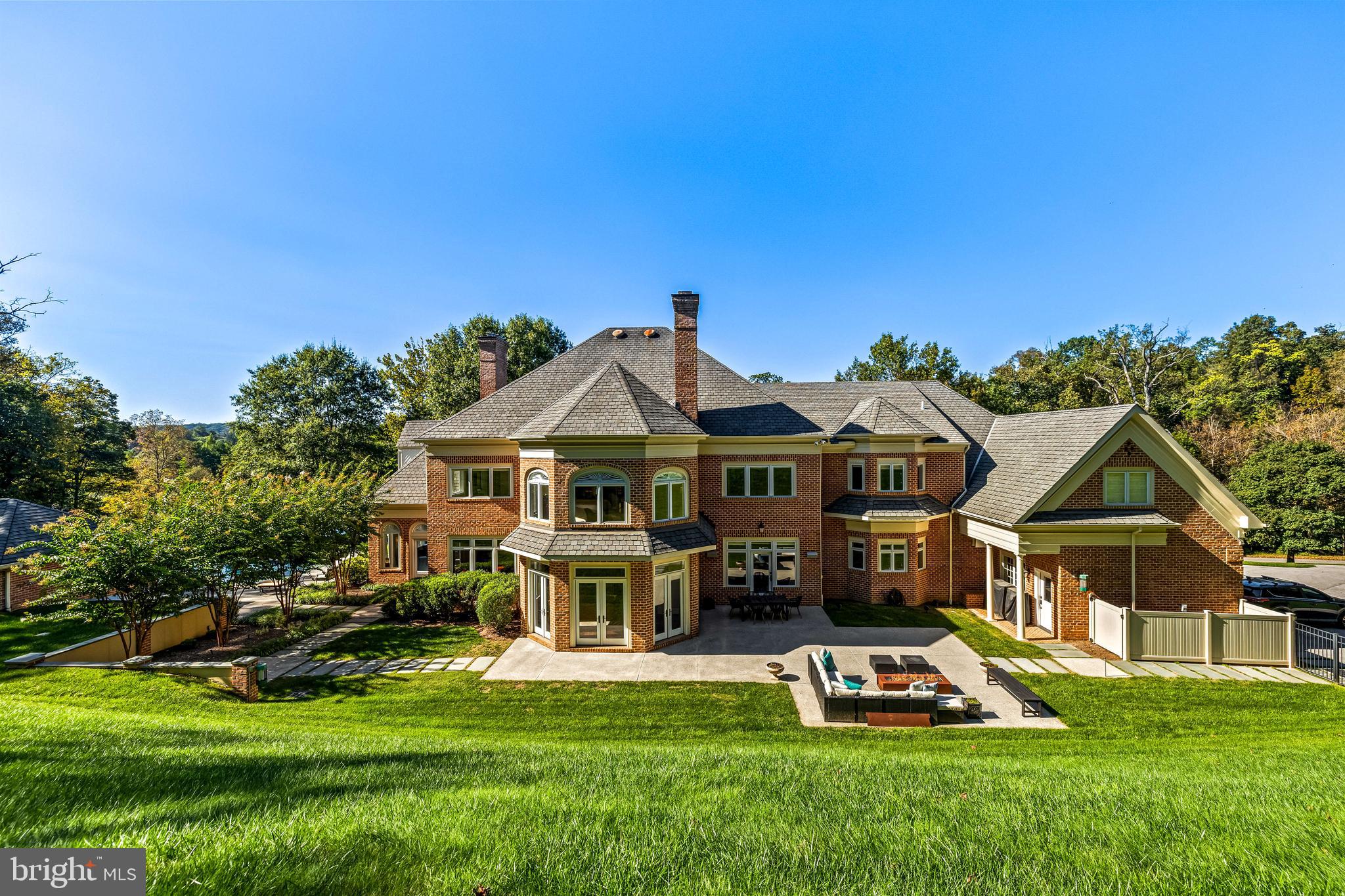 RUXTON - Residential