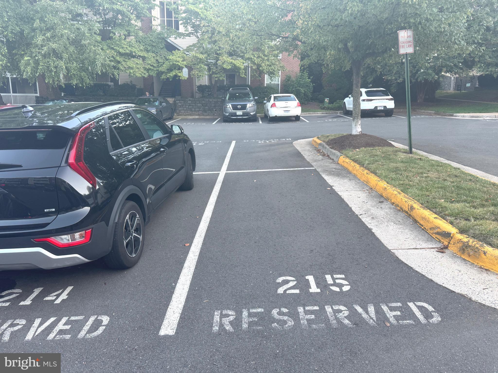 FOUNTAINS AT MCLEAN - Residential Lease