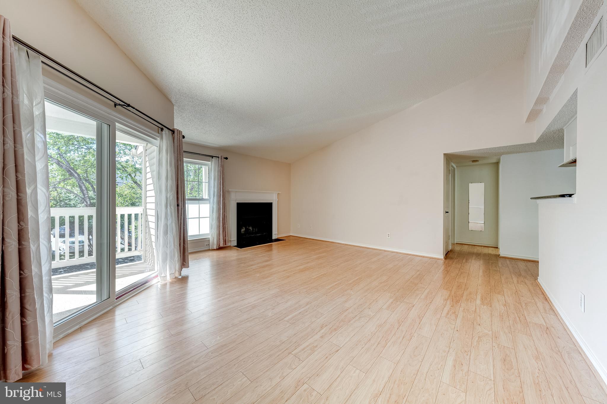 FOUNTAINS AT MCLEAN - Residential Lease