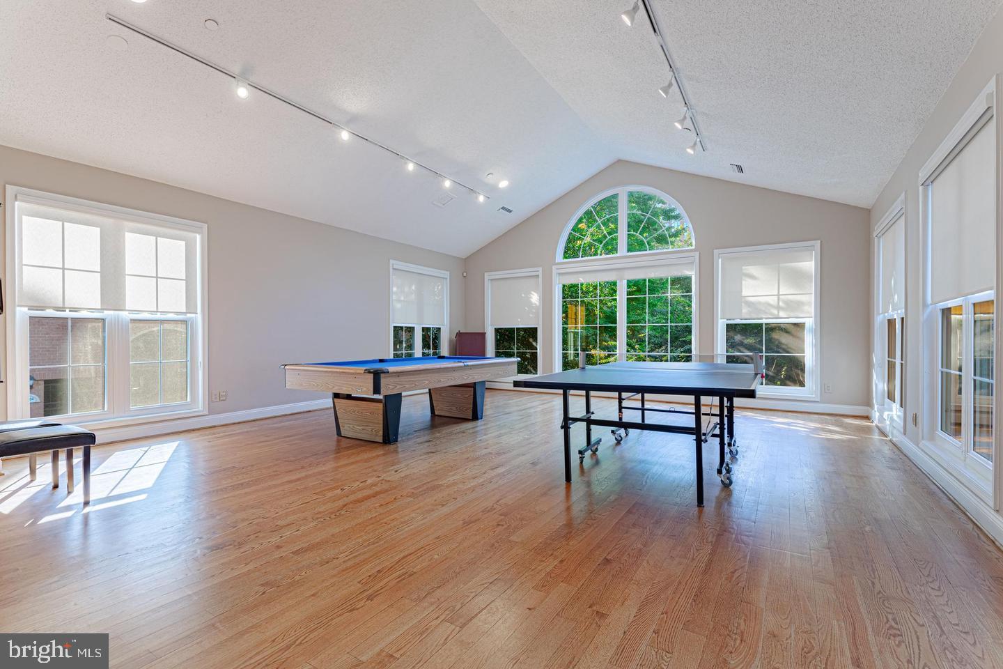 FOUNTAINS AT MCLEAN - Residential Lease