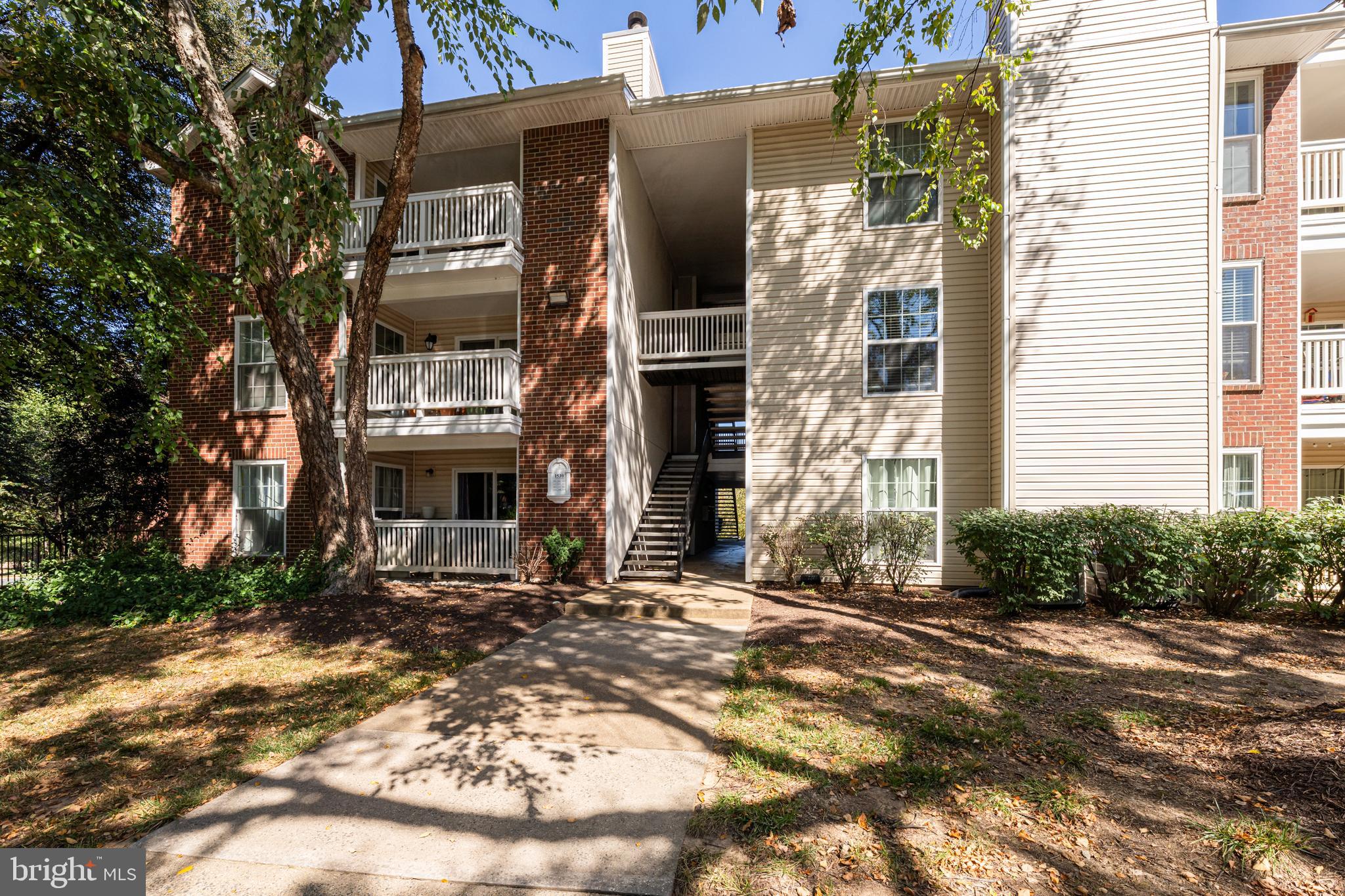 1539 LINCOLN WAY 302B