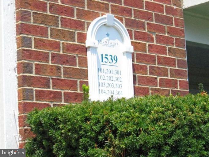 1539 LINCOLN WAY 302B