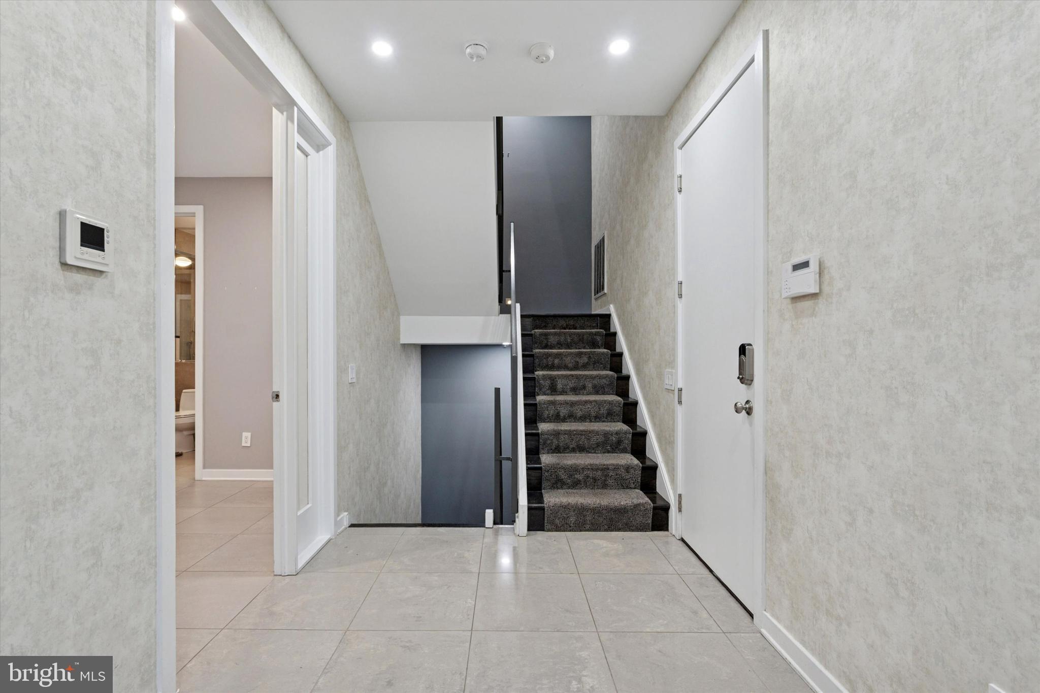 GRADUATE HOSPITAL - Residential