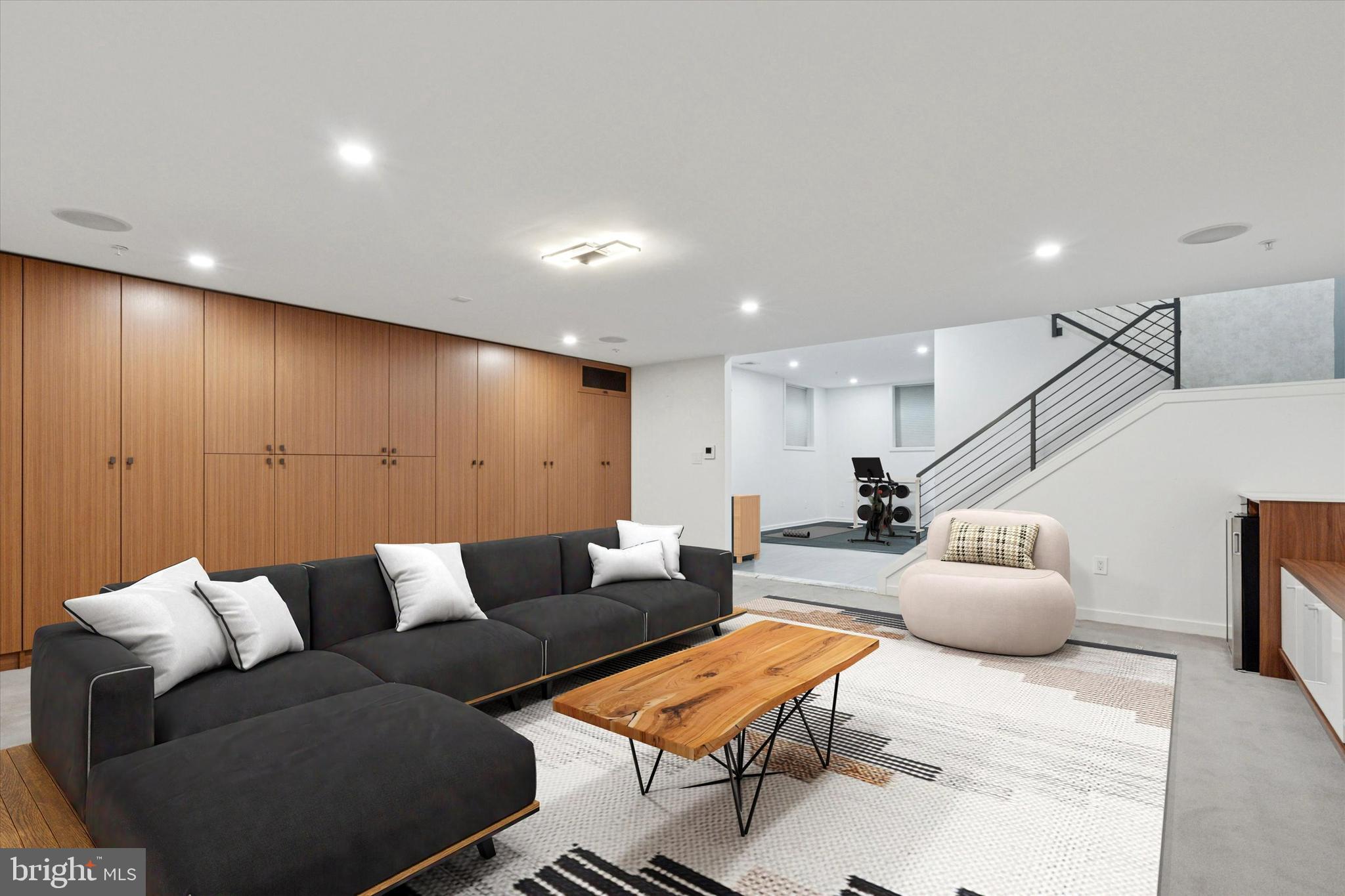 GRADUATE HOSPITAL - Residential