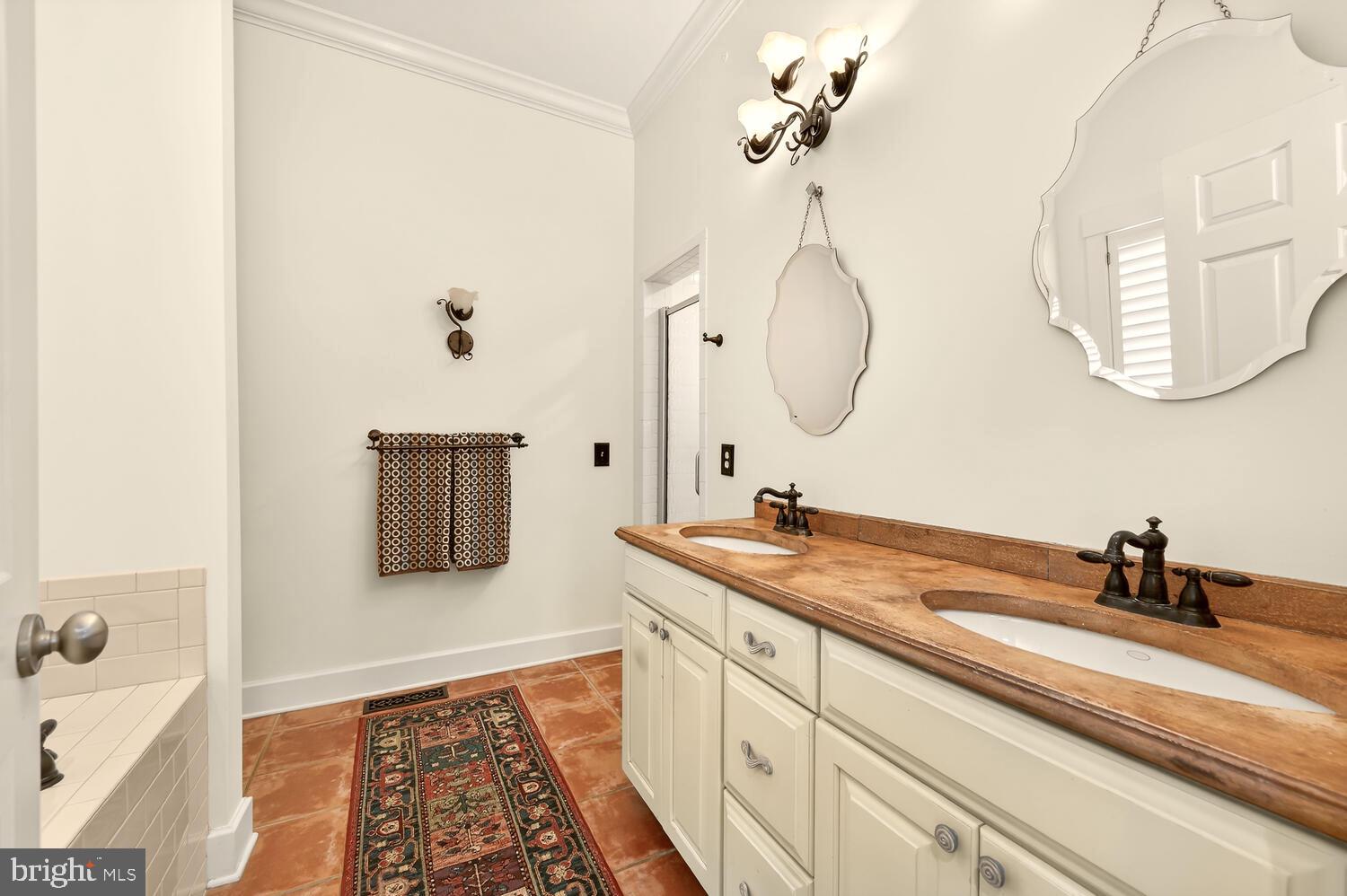 PENDLETON FARMS - Residential