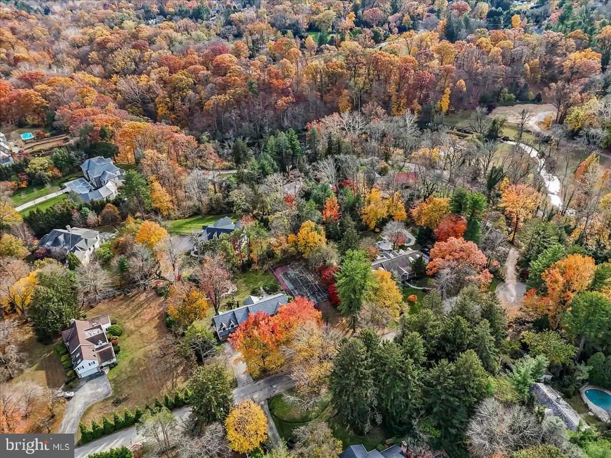 GLADWYNE - Residential