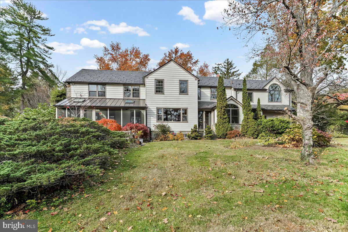 GLADWYNE - Residential