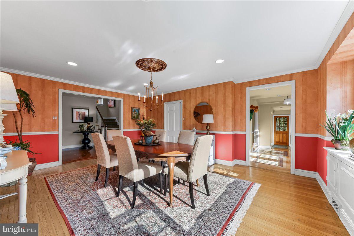 GLADWYNE - Residential