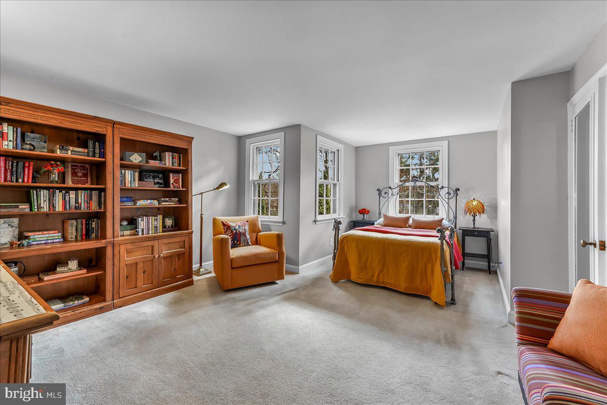 GLADWYNE - Residential