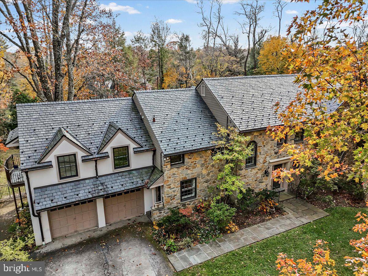 GLADWYNE - Residential