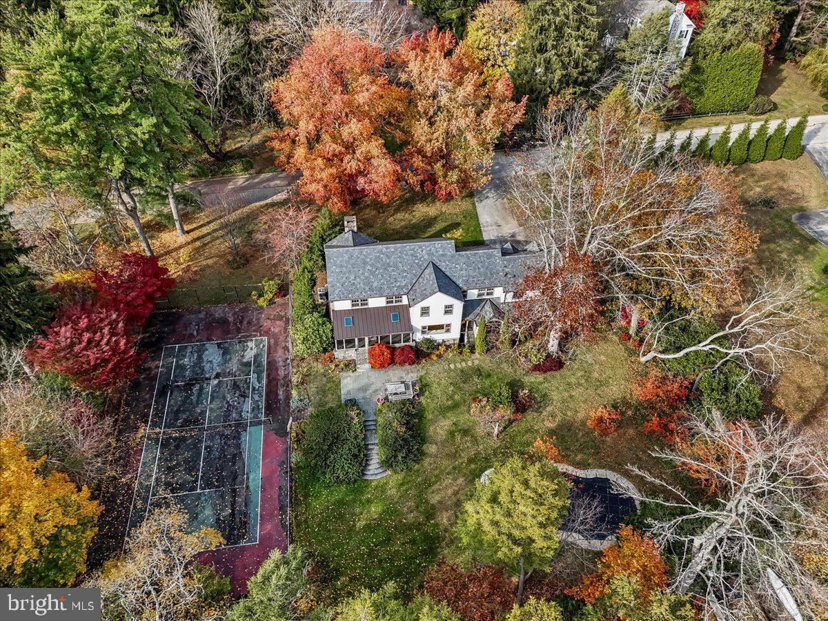 GLADWYNE - Residential