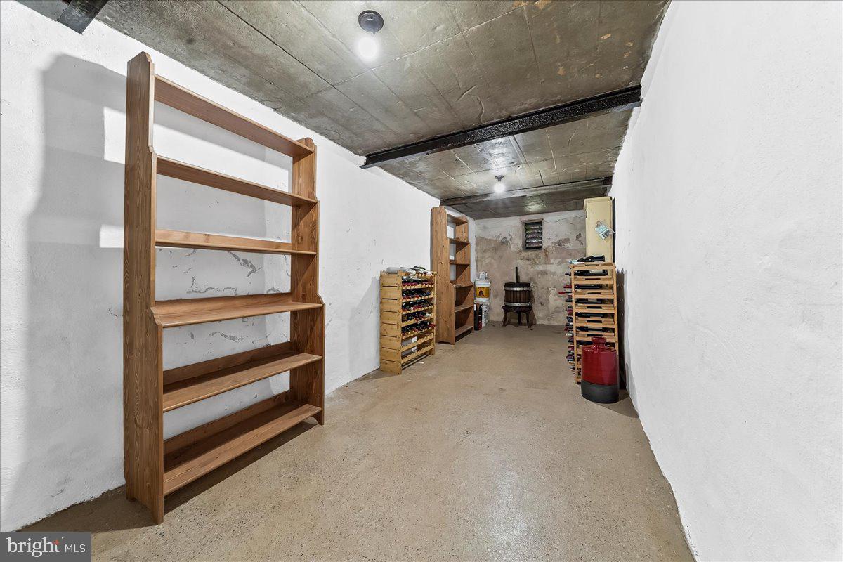 GLADWYNE - Residential