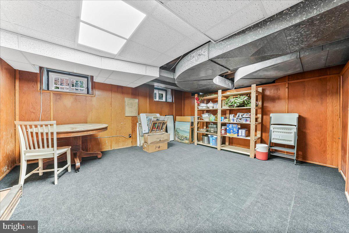 GLADWYNE - Residential