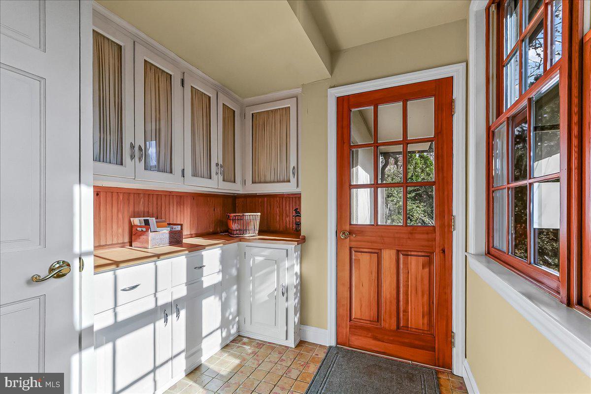 GLADWYNE - Residential