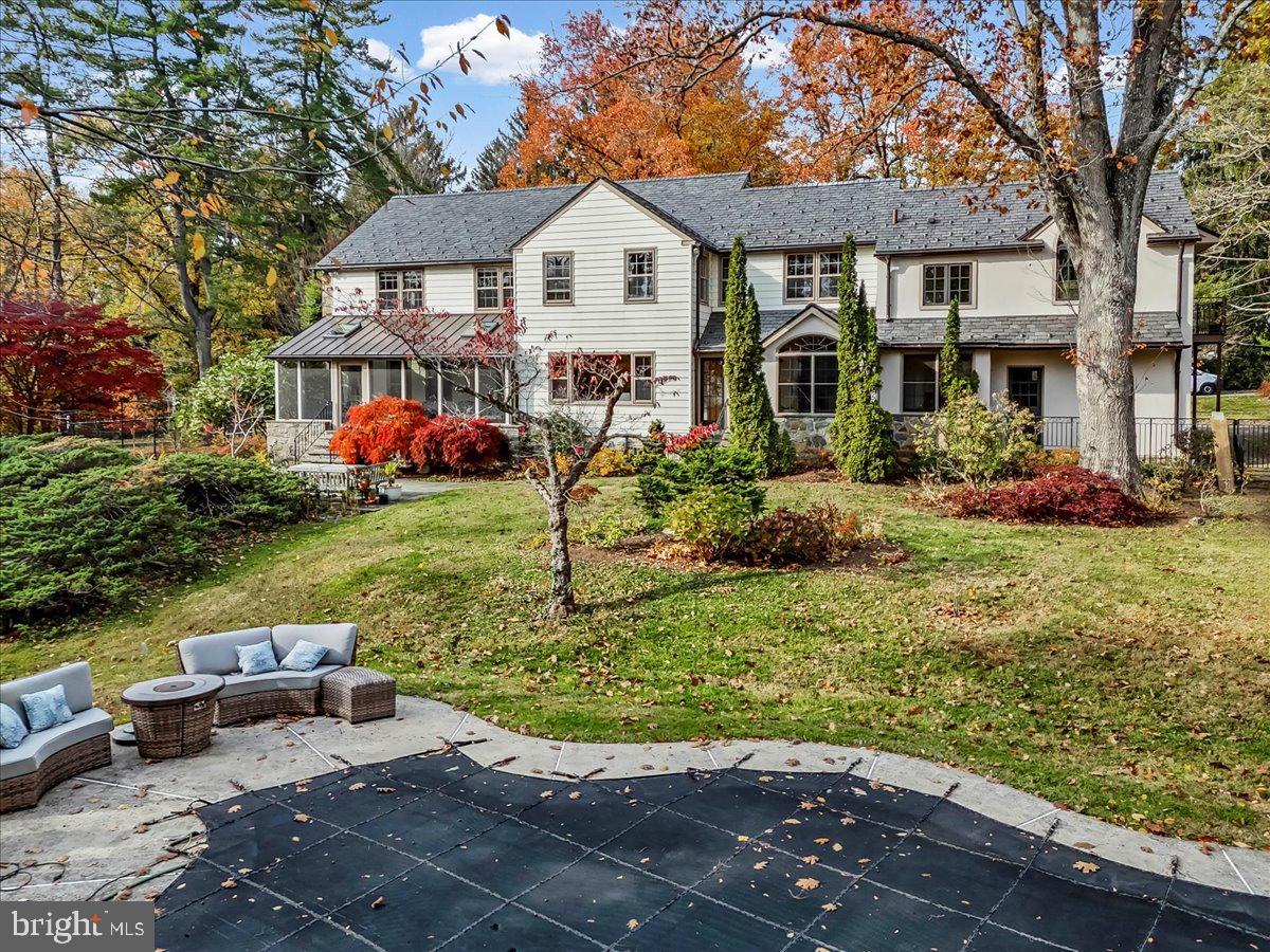 GLADWYNE - Residential