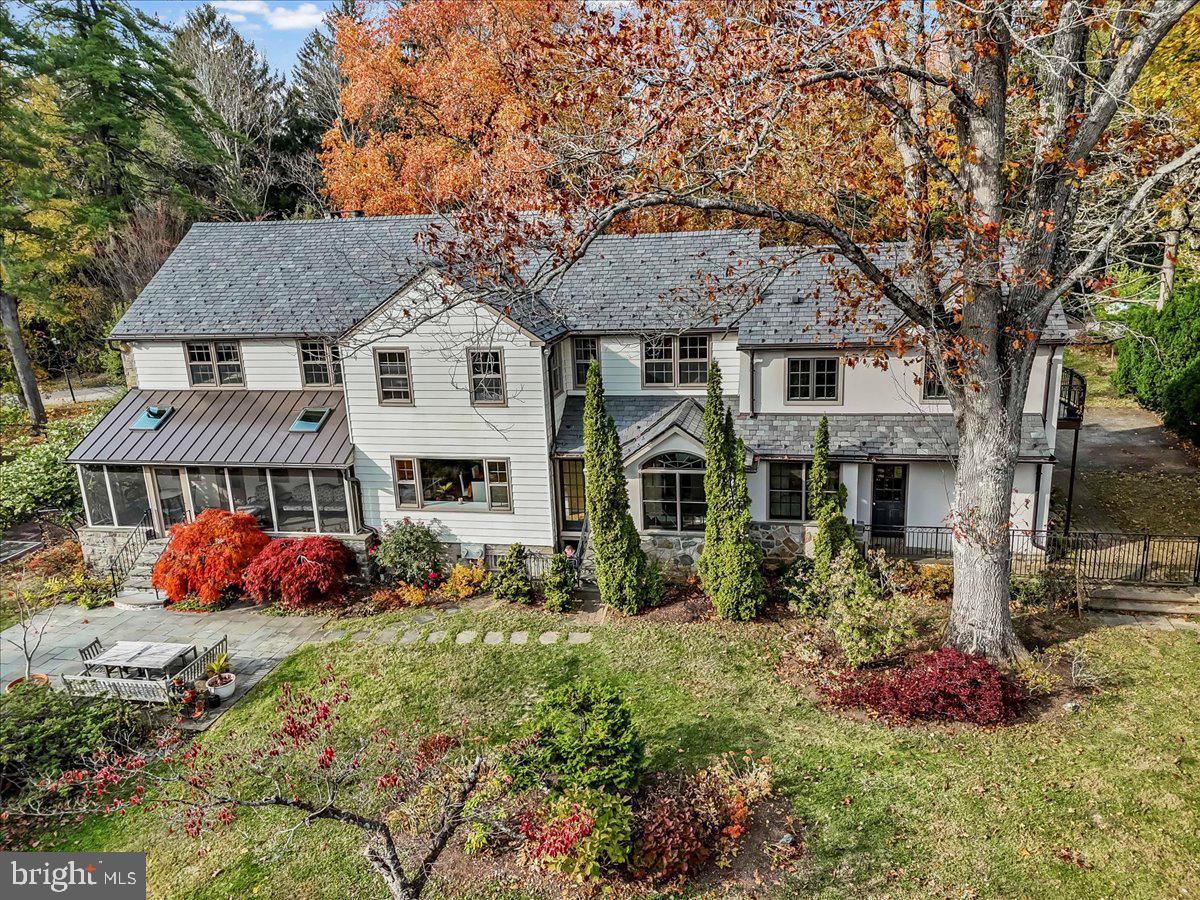 GLADWYNE - Residential