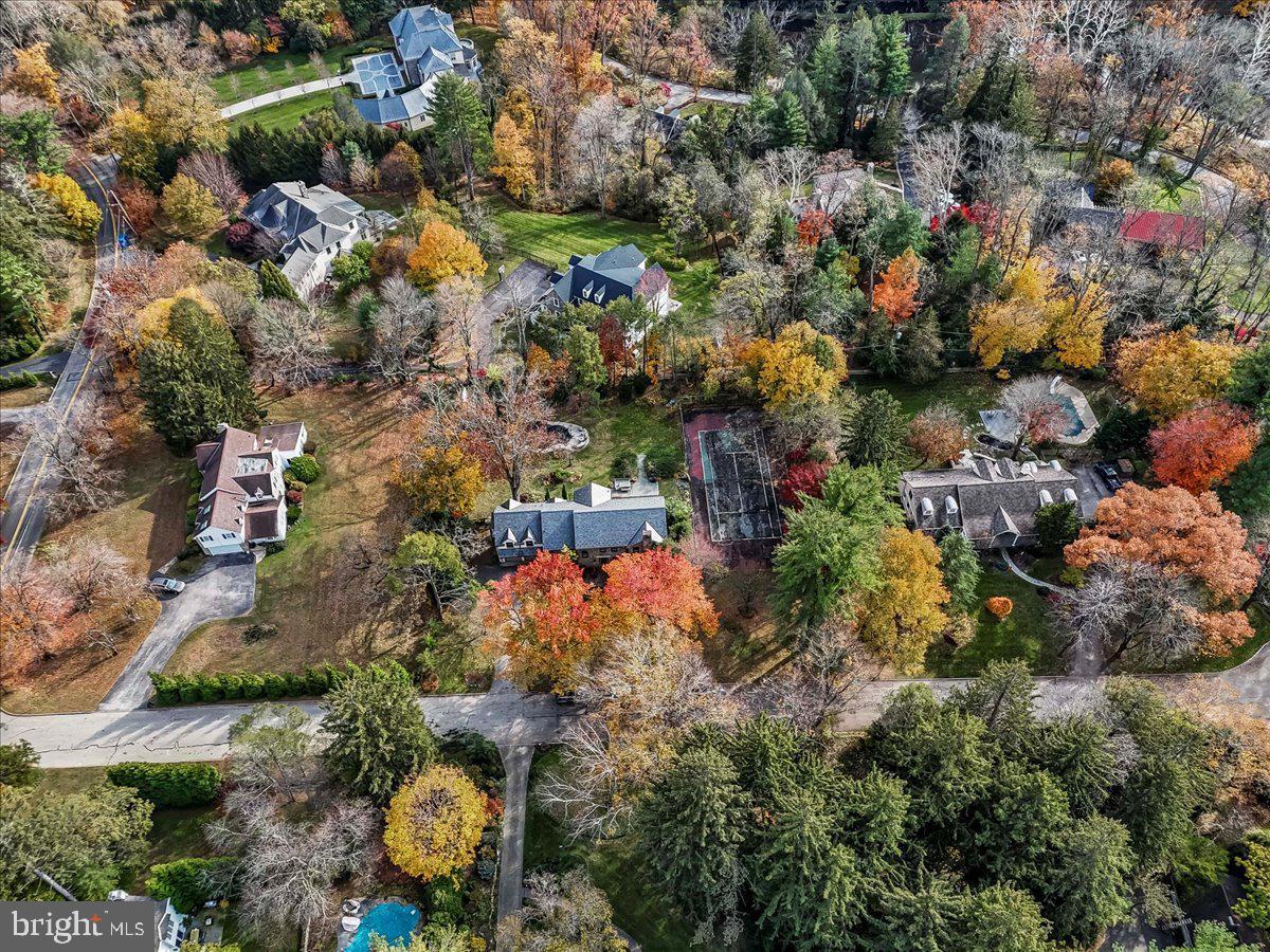 GLADWYNE - Residential