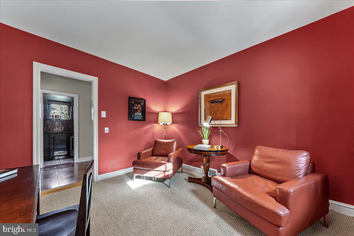 GLADWYNE - Residential