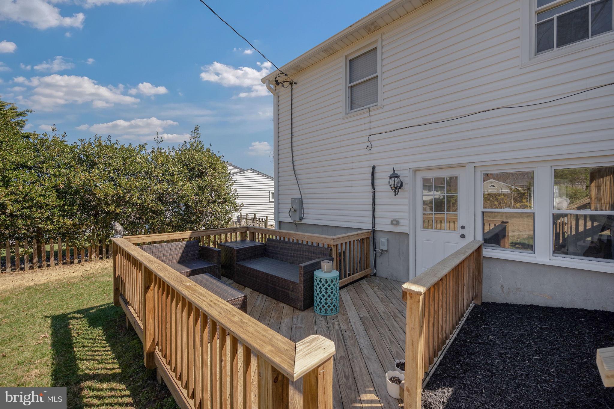 YORK MANOR - Residential