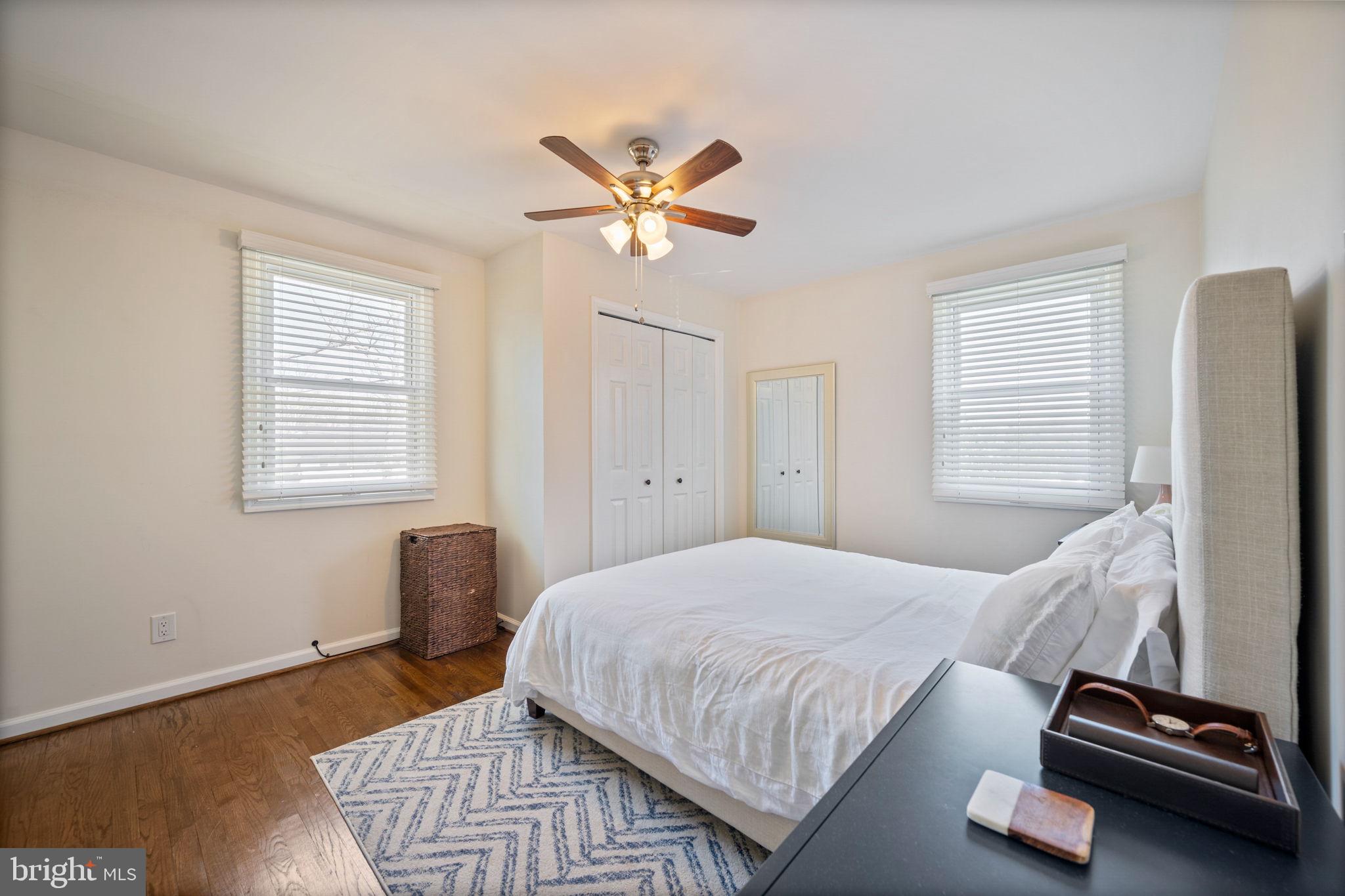 YORK MANOR - Residential