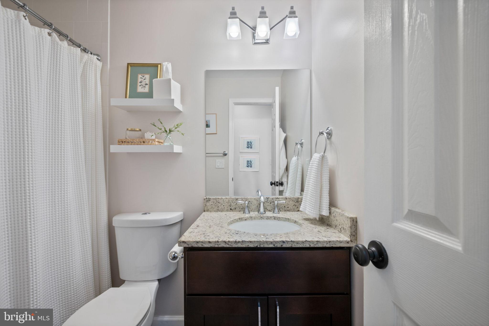 YORK MANOR - Residential