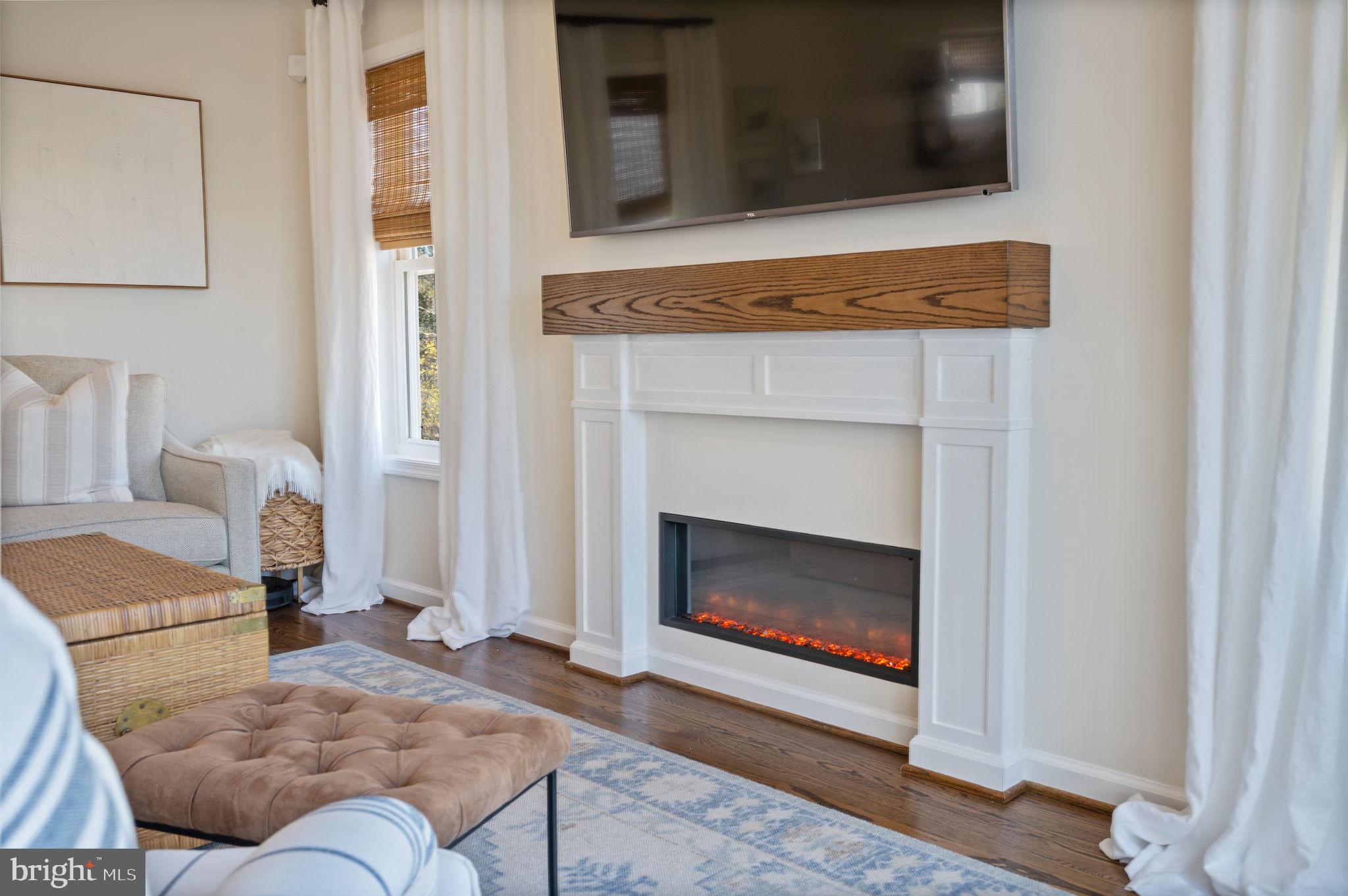 YORK MANOR - Residential