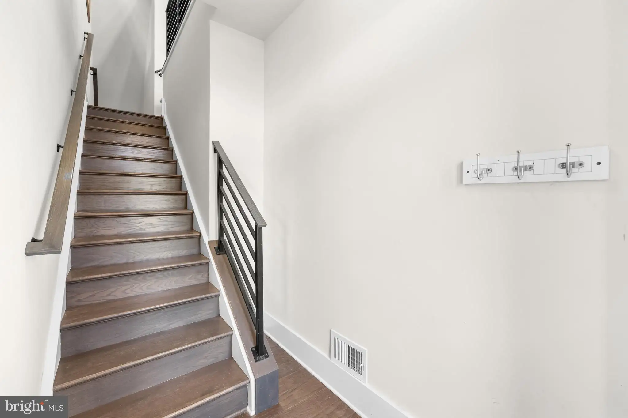 Additional image 60 of 43071 Track Bed Terrace, Ashburn, VA 20147