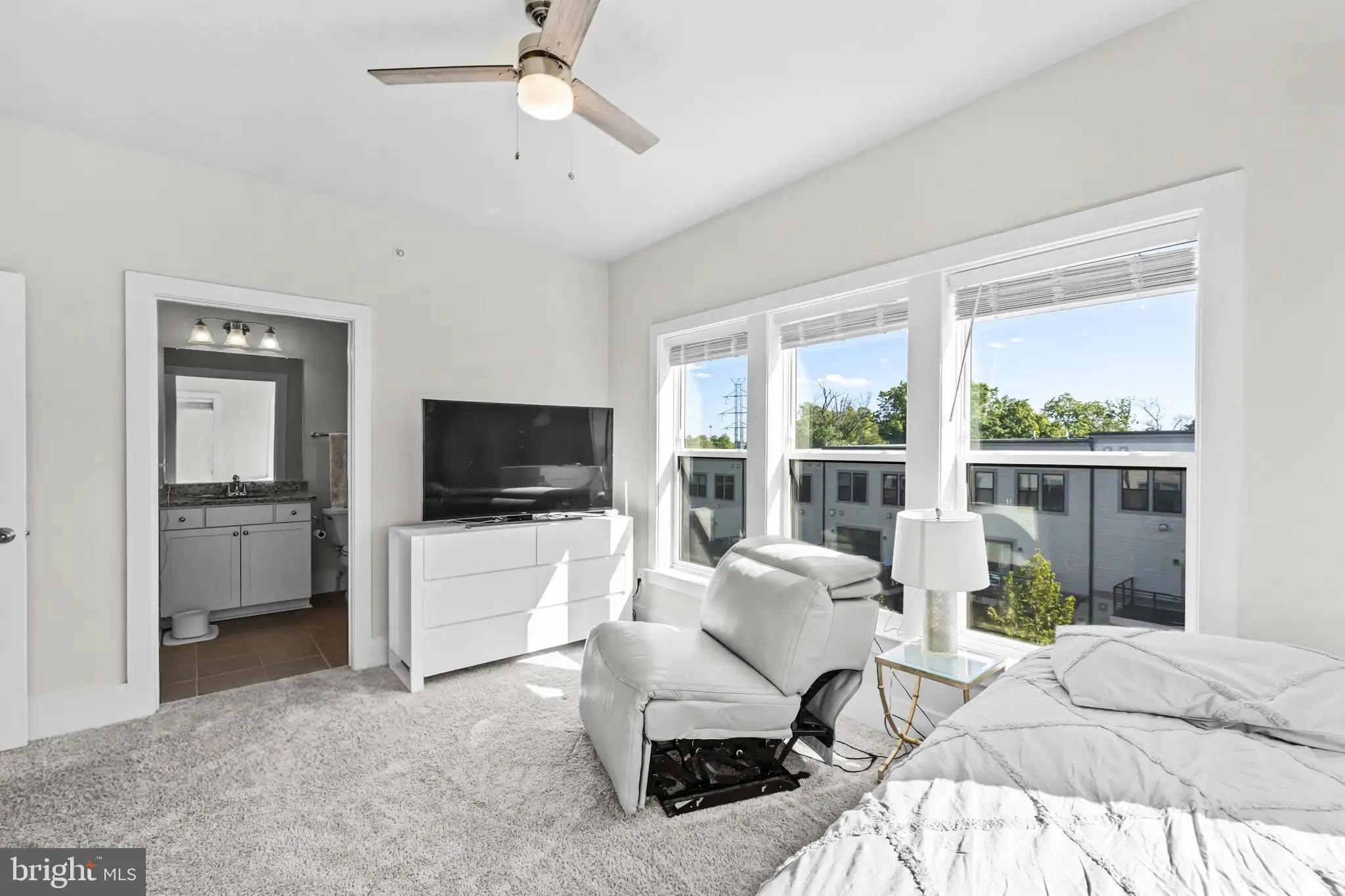 Additional image 96 of 43071 Track Bed Terrace, Ashburn, VA 20147