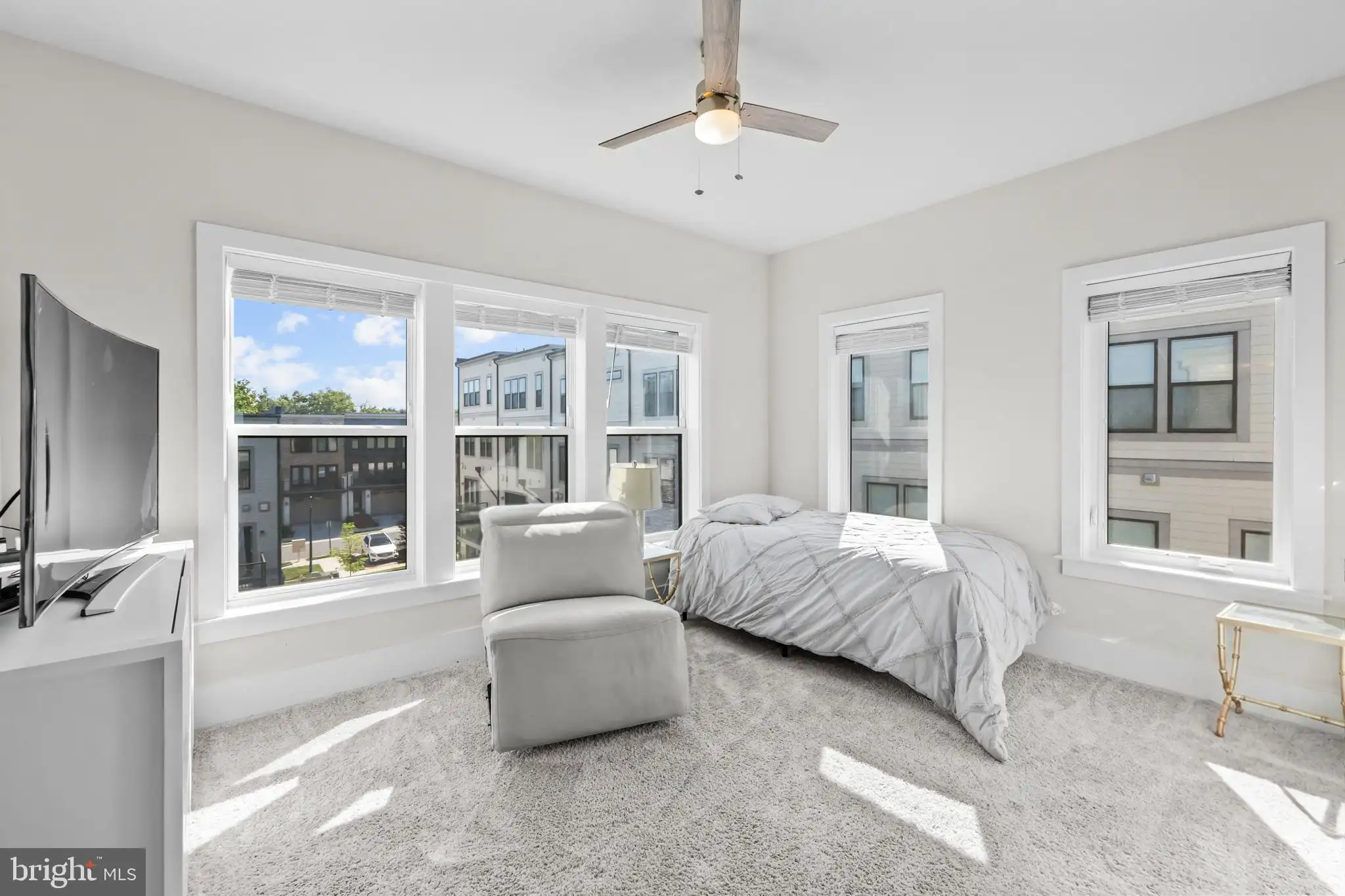 Additional image 97 of 43071 Track Bed Terrace, Ashburn, VA 20147