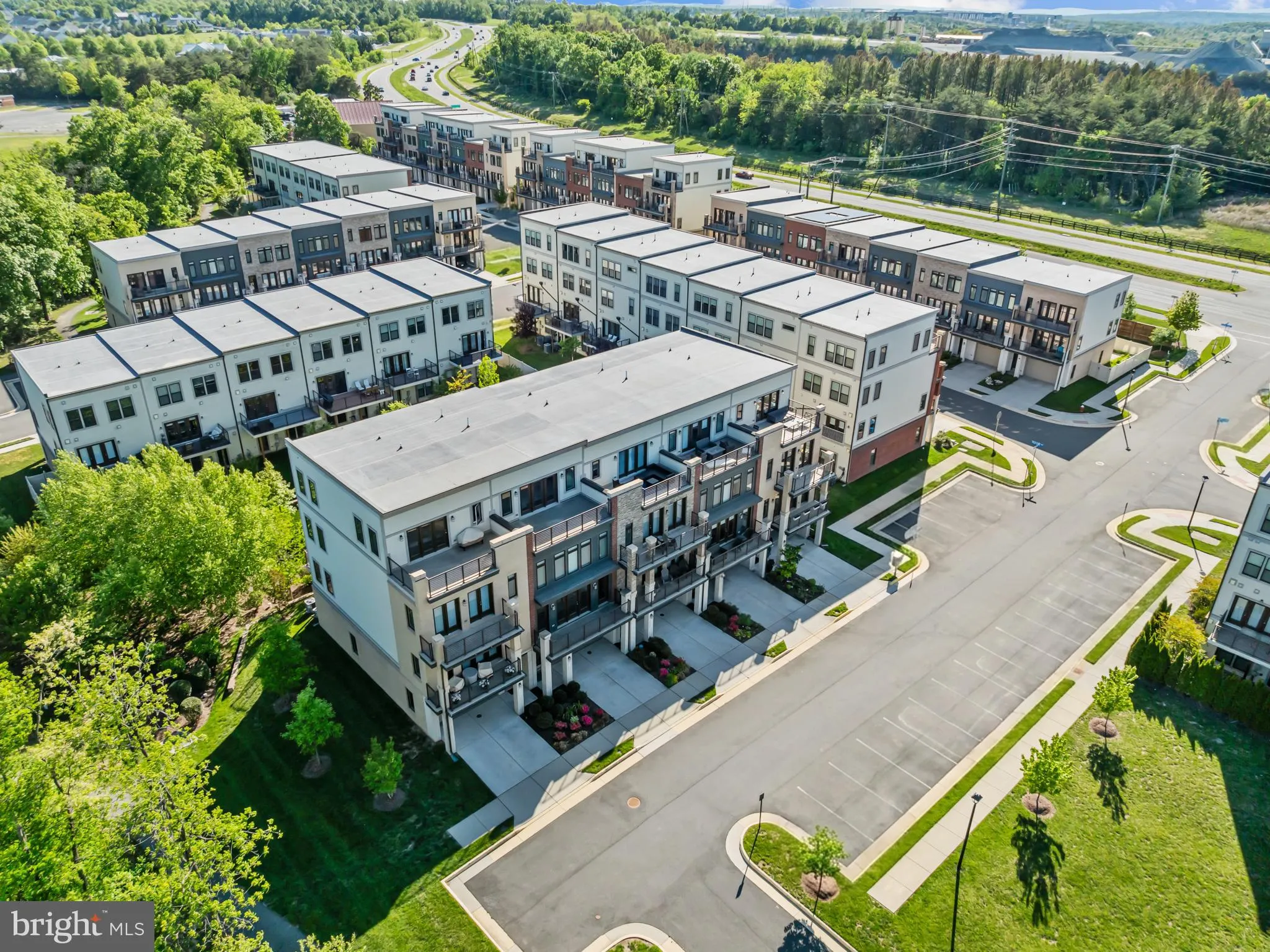 Additional image 114 of 43071 Track Bed Terrace, Ashburn, VA 20147
