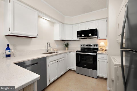 Condo For Sale - 8 121st Street #202A<br/> OCEAN CITY, MD 21842