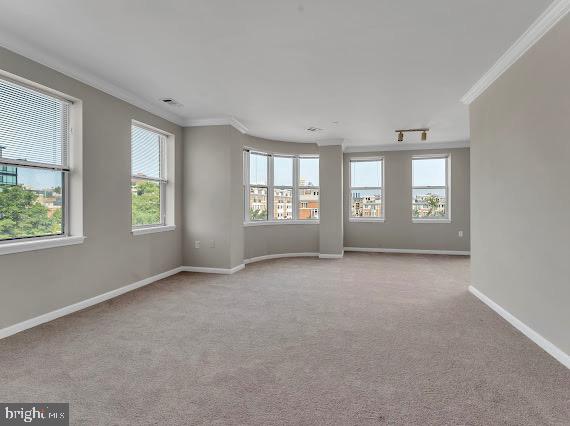 PIERSIDE AT HARBORVIEW - Residential