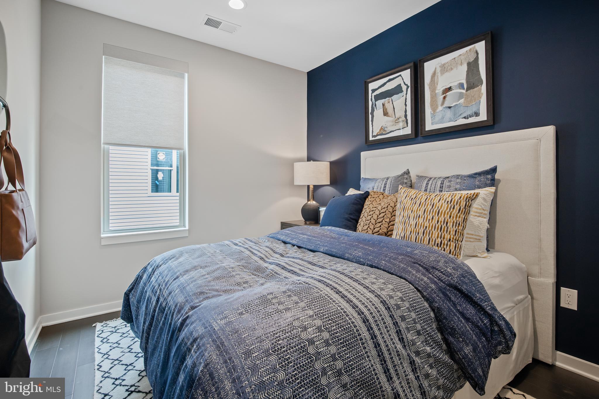 NORTHBANK - Residential