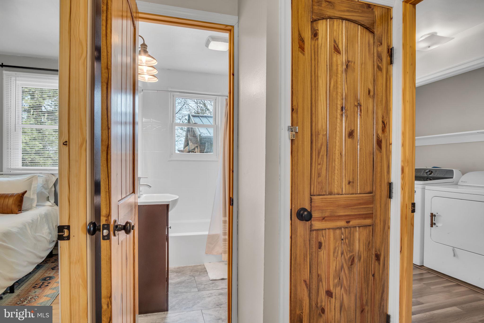 SCHLUSSER VILLAGE - Residential