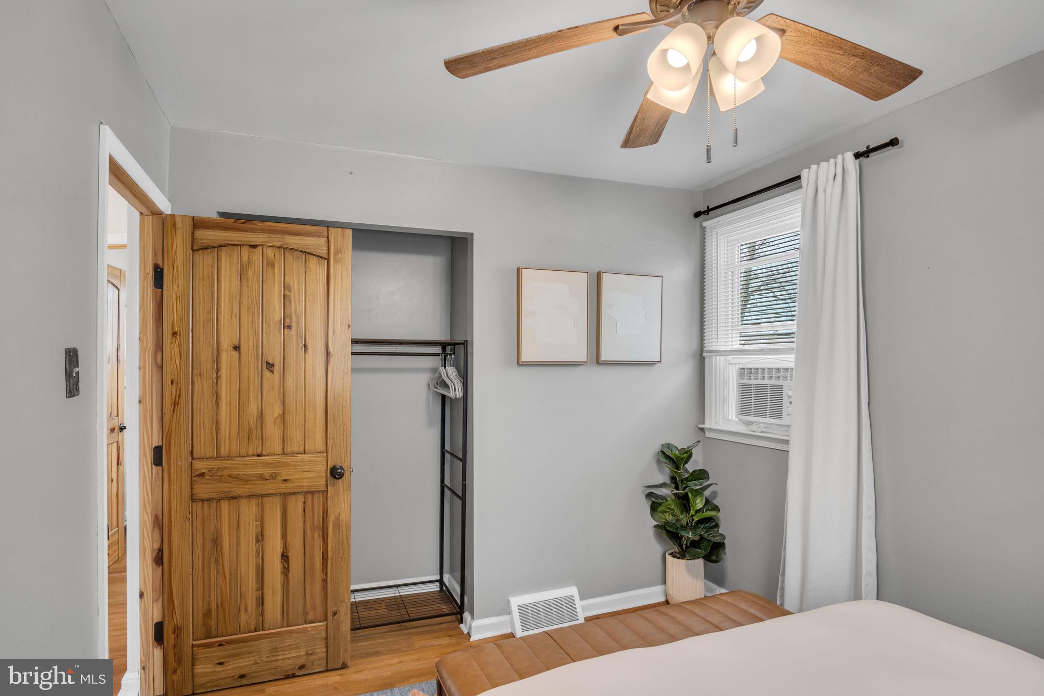 SCHLUSSER VILLAGE - Residential