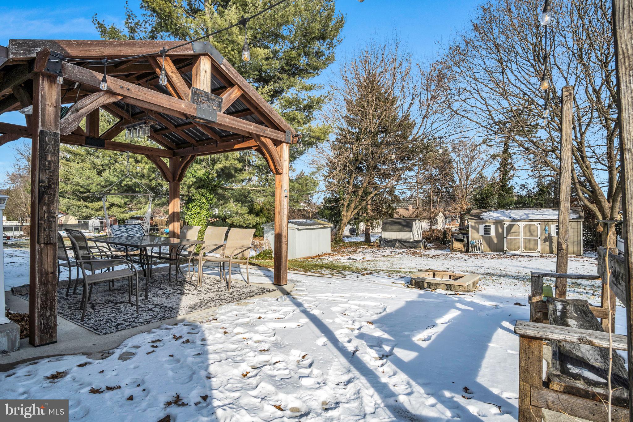 SCHLUSSER VILLAGE - Residential