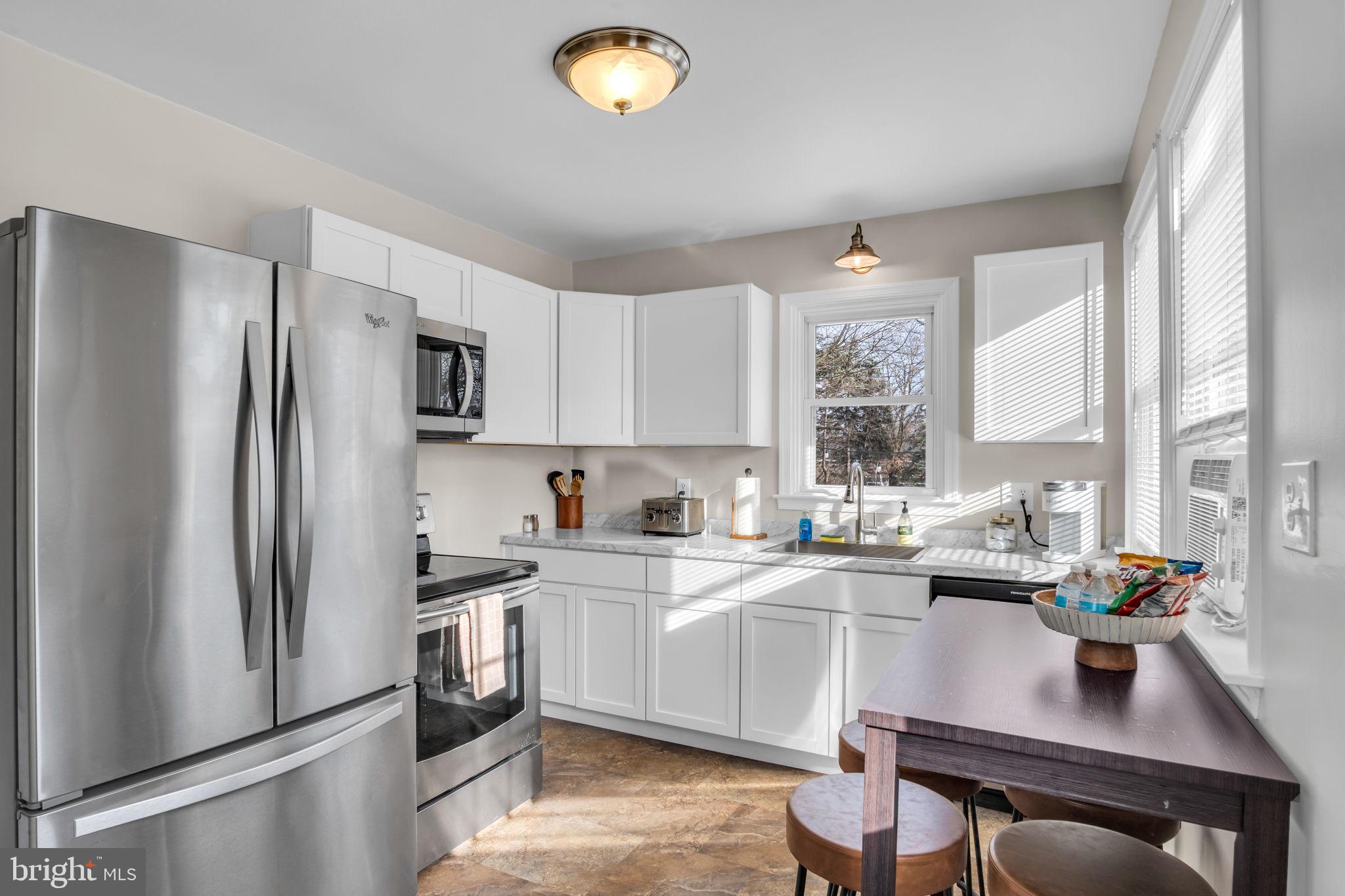 SCHLUSSER VILLAGE - Residential