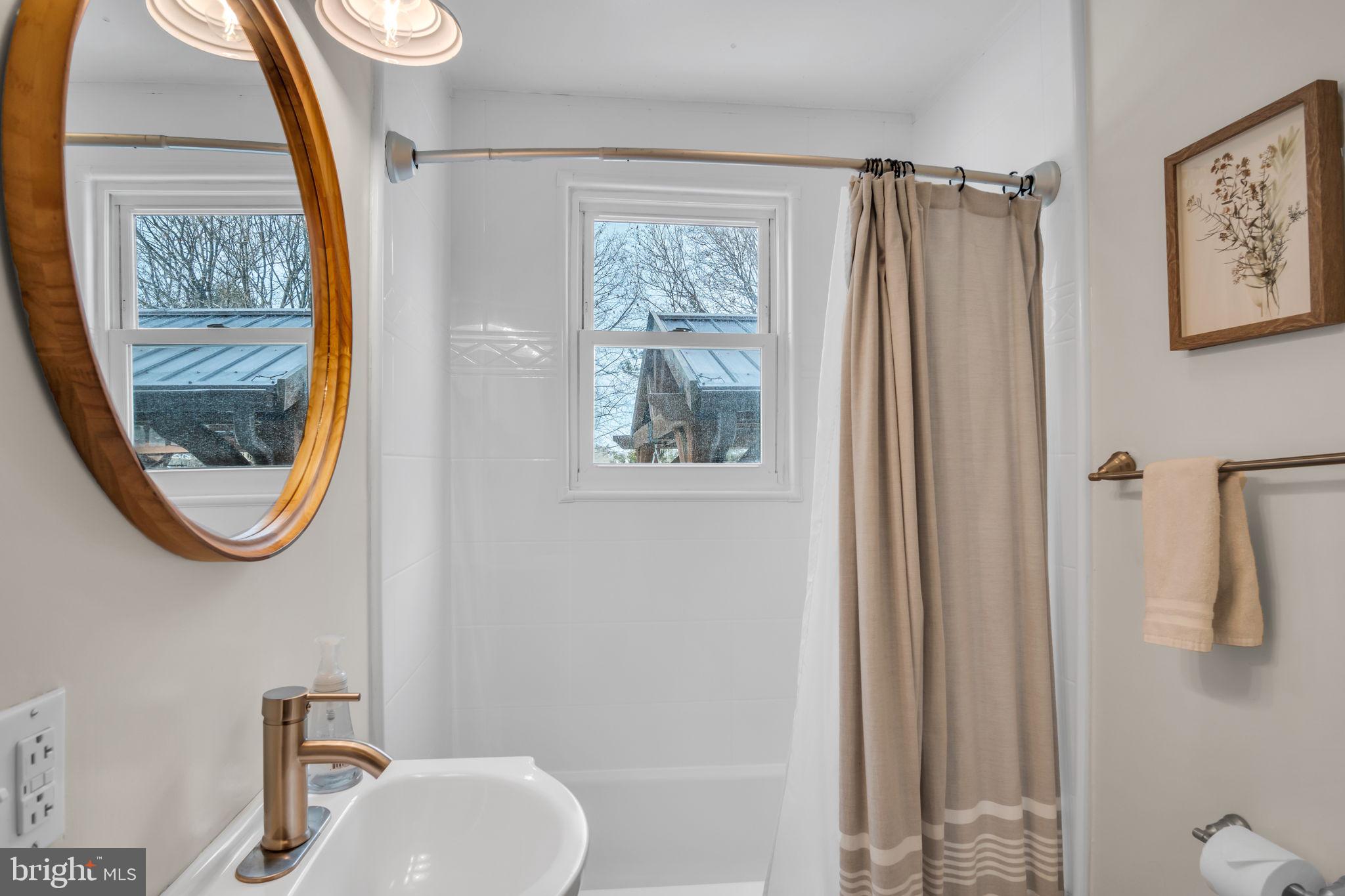 SCHLUSSER VILLAGE - Residential