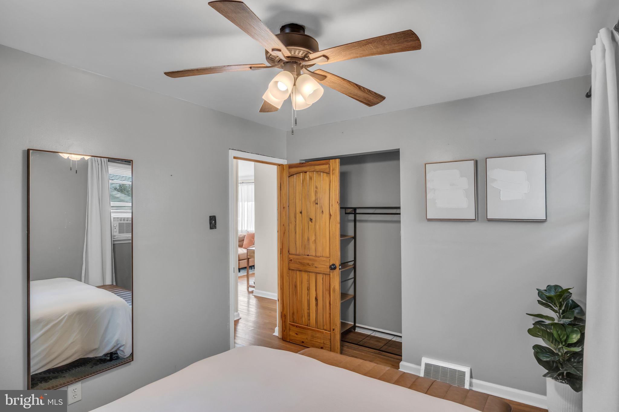 SCHLUSSER VILLAGE - Residential