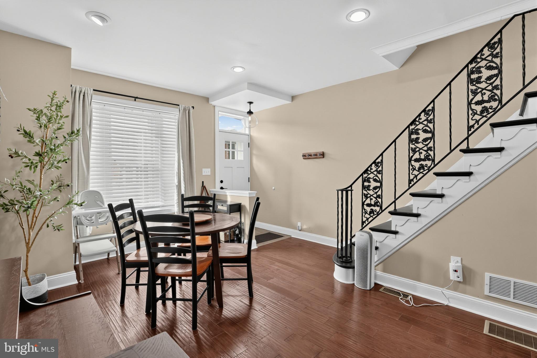 135 W RITNER STREET