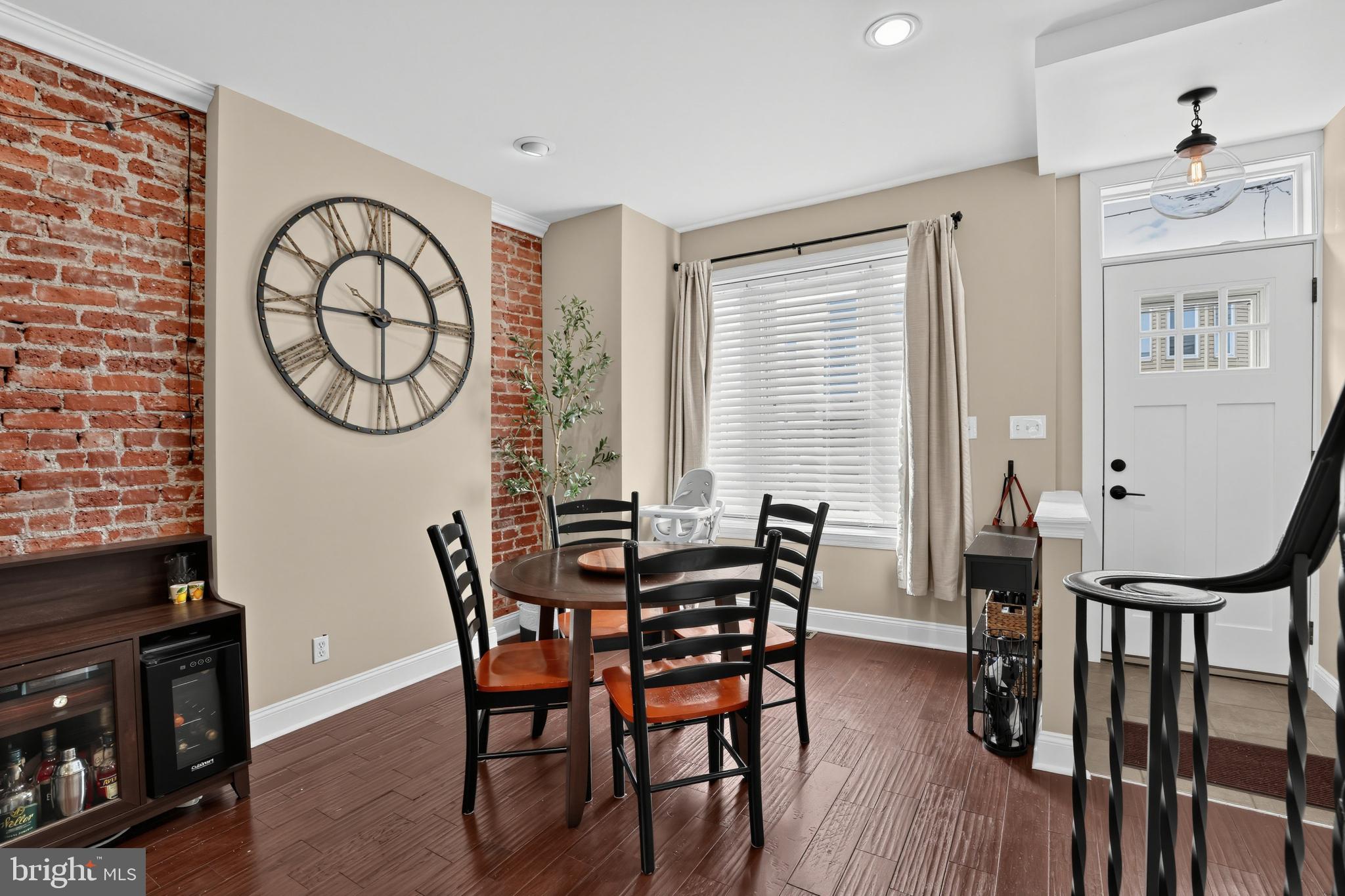 135 W RITNER STREET