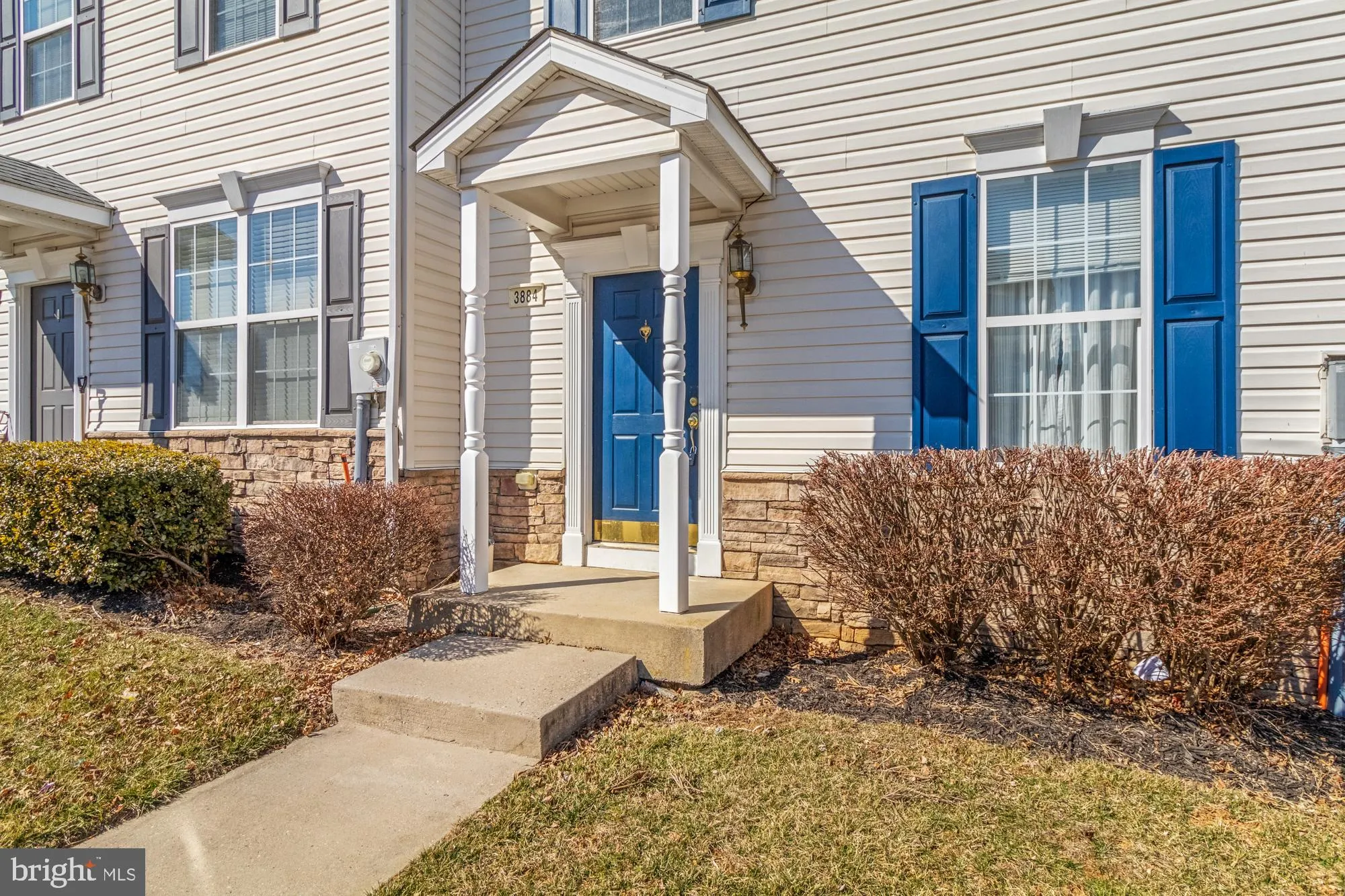 York, Pennsylvania 17408, United States, 3 Bedrooms Bedrooms, ,3 BathroomsBathrooms,Residential,Pending,79943