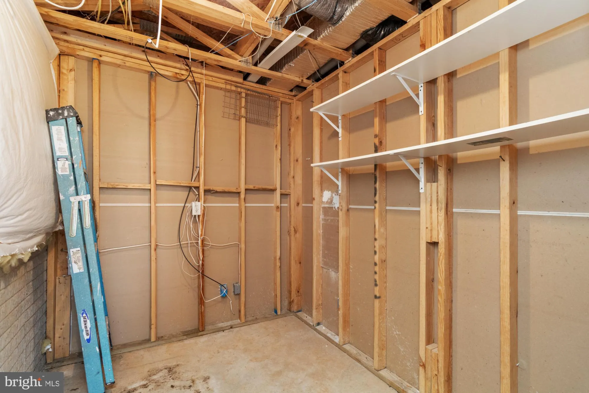 York, Pennsylvania 17408, United States, 3 Bedrooms Bedrooms, ,3 BathroomsBathrooms,Residential,Pending,79943